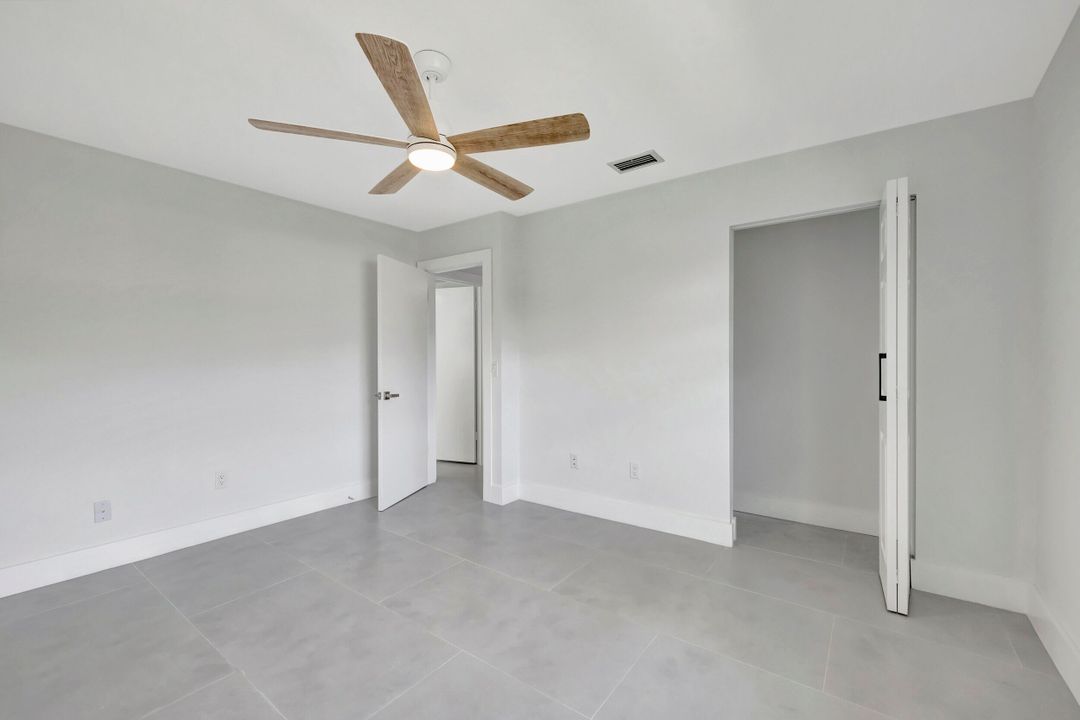 For Sale: $359,000 (2 beds, 2 baths, 1216 Square Feet)