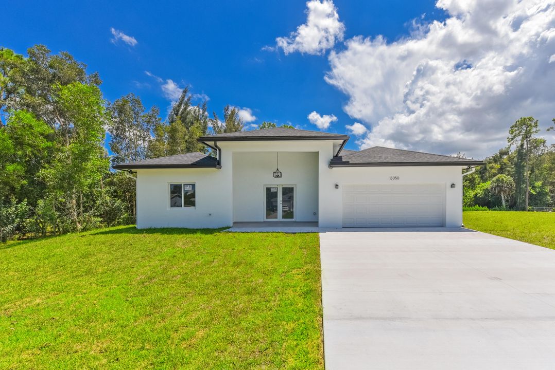 Recently Rented: $4,900 (4 beds, 3 baths, 1794 Square Feet)