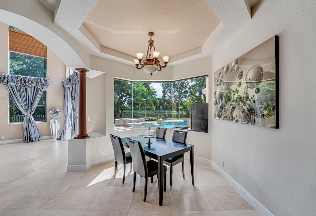 Active With Contract: $1,699,999 (5 beds, 6 baths, 5717 Square Feet)