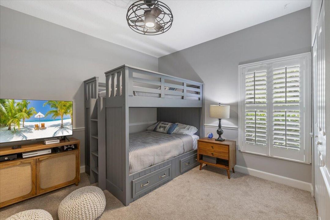 For Sale: $760,000 (4 beds, 3 baths, 2690 Square Feet)