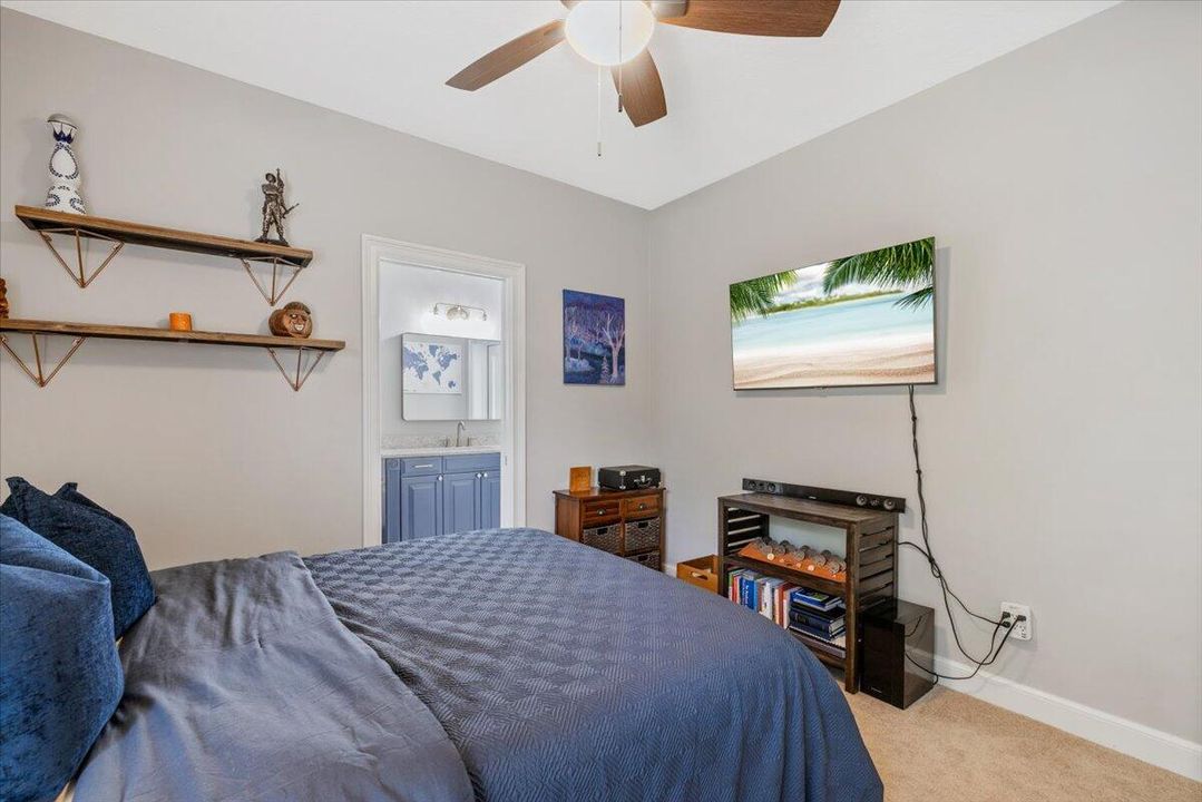 For Sale: $760,000 (4 beds, 3 baths, 2690 Square Feet)