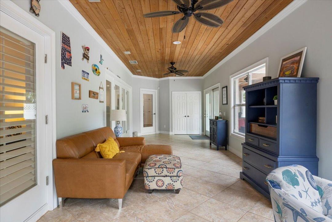 For Sale: $760,000 (4 beds, 3 baths, 2690 Square Feet)