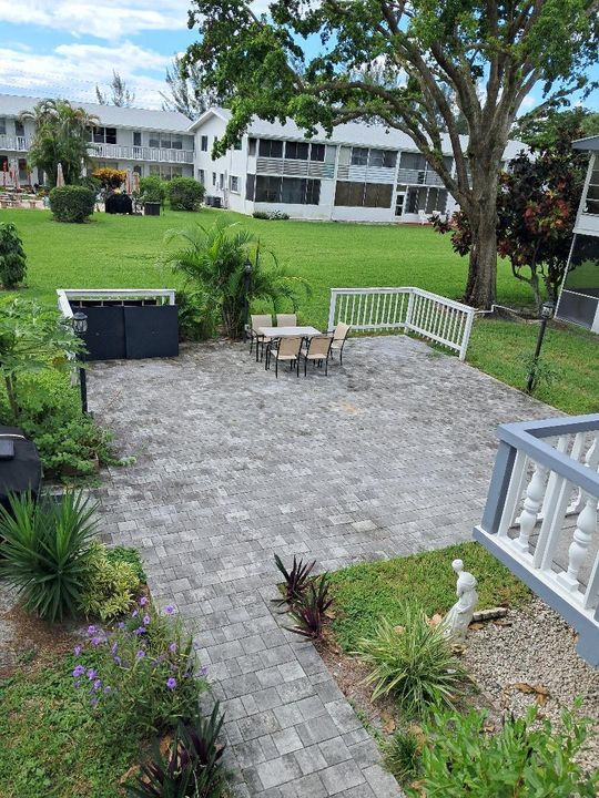 For Sale: $79,000 (1 beds, 1 baths, 684 Square Feet)