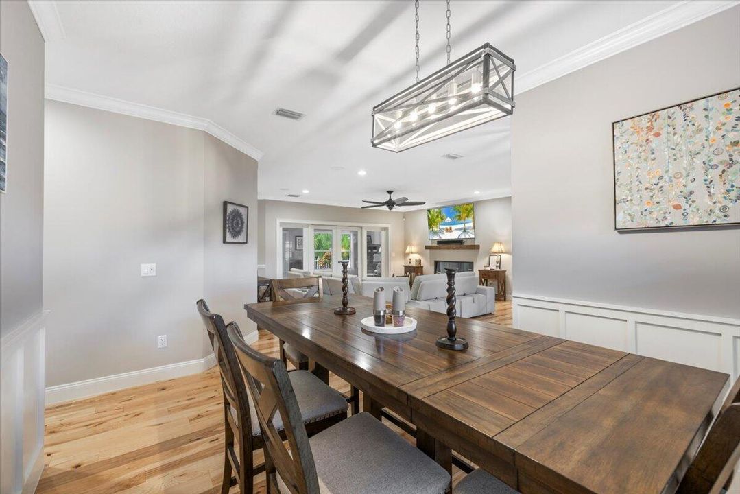 For Sale: $760,000 (4 beds, 3 baths, 2690 Square Feet)