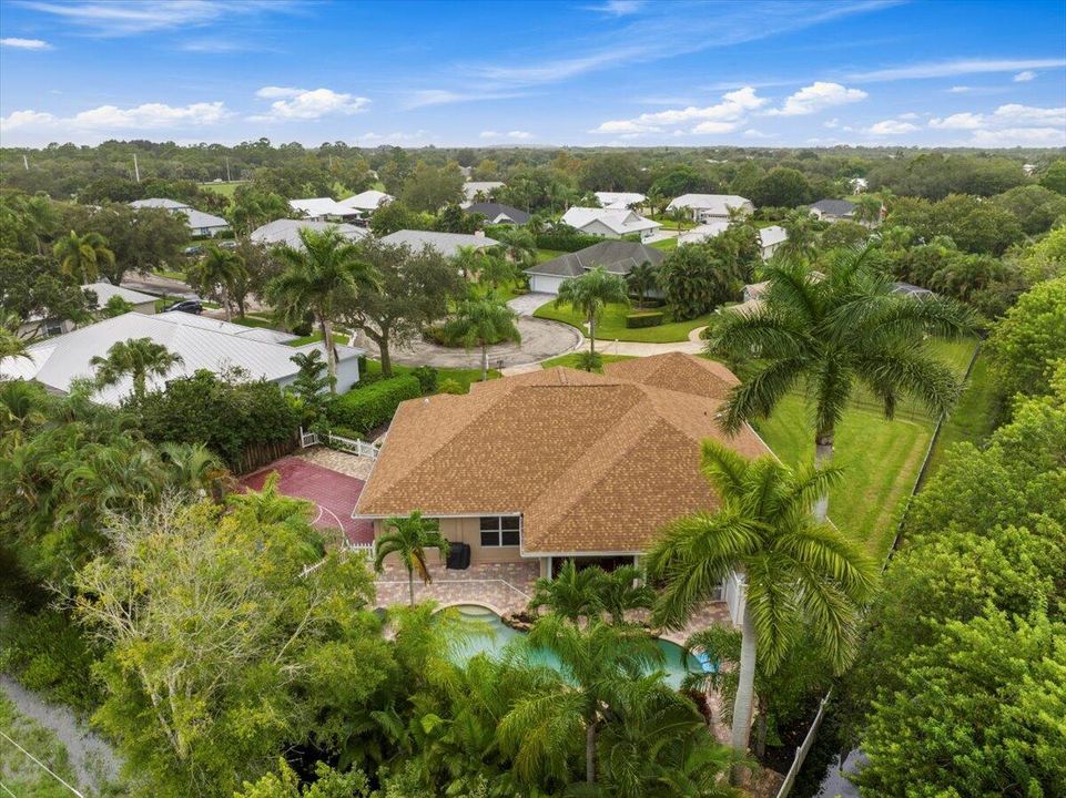 For Sale: $760,000 (4 beds, 3 baths, 2690 Square Feet)