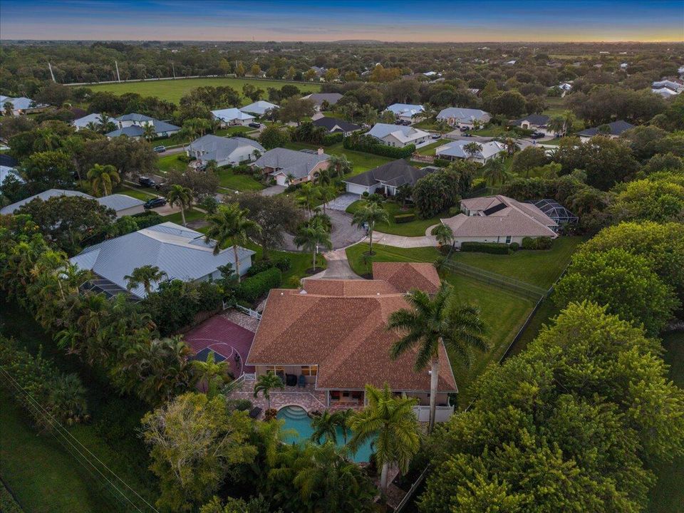 For Sale: $760,000 (4 beds, 3 baths, 2690 Square Feet)