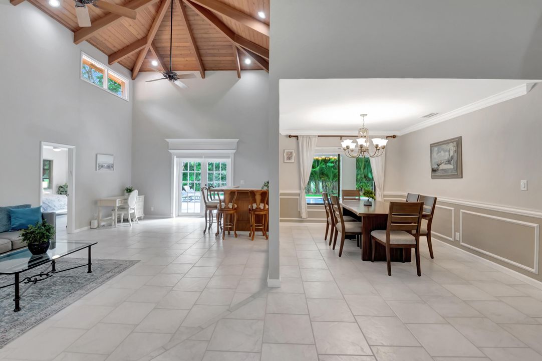 出租: $8,500 (4 贝兹, 3 浴室, 3023 平方英尺)