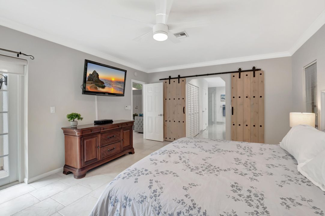 出租: $8,500 (4 贝兹, 3 浴室, 3023 平方英尺)