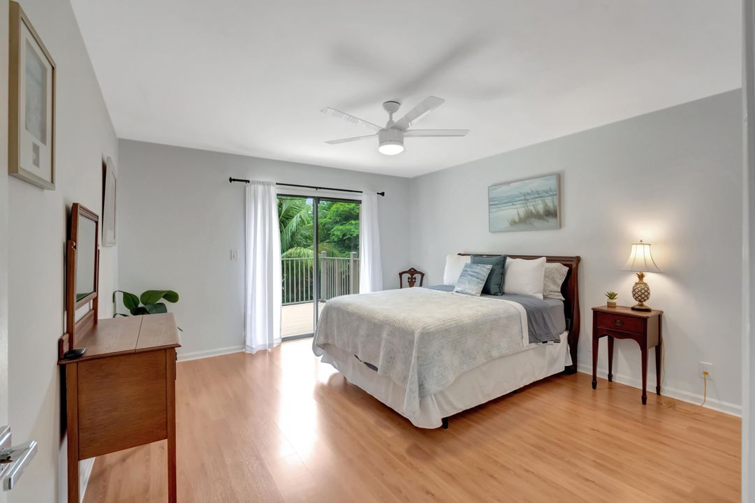 出租: $8,500 (4 贝兹, 3 浴室, 3023 平方英尺)