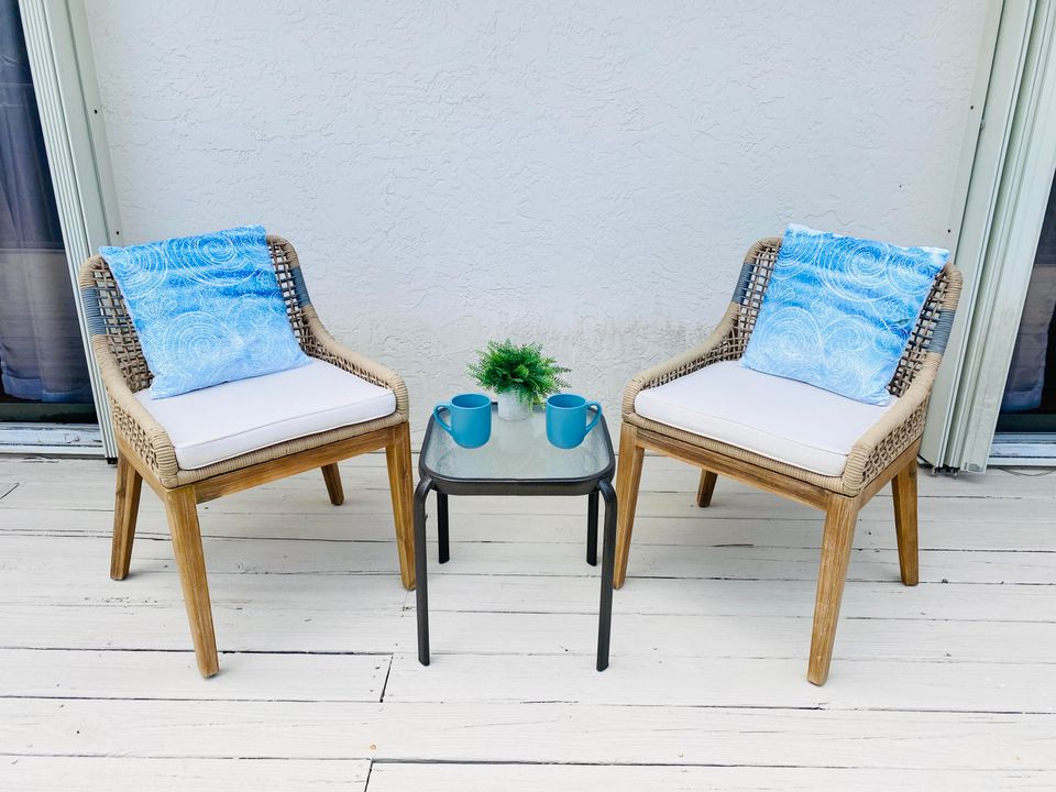 出租: $8,500 (4 贝兹, 3 浴室, 3023 平方英尺)