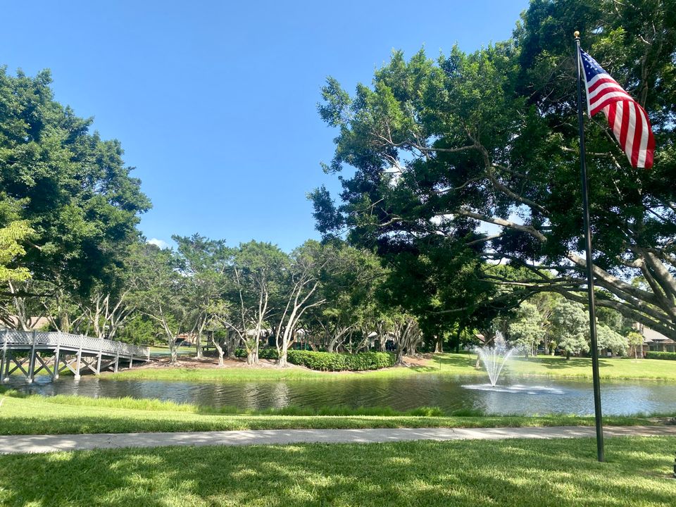 出租: $8,500 (4 贝兹, 3 浴室, 3023 平方英尺)