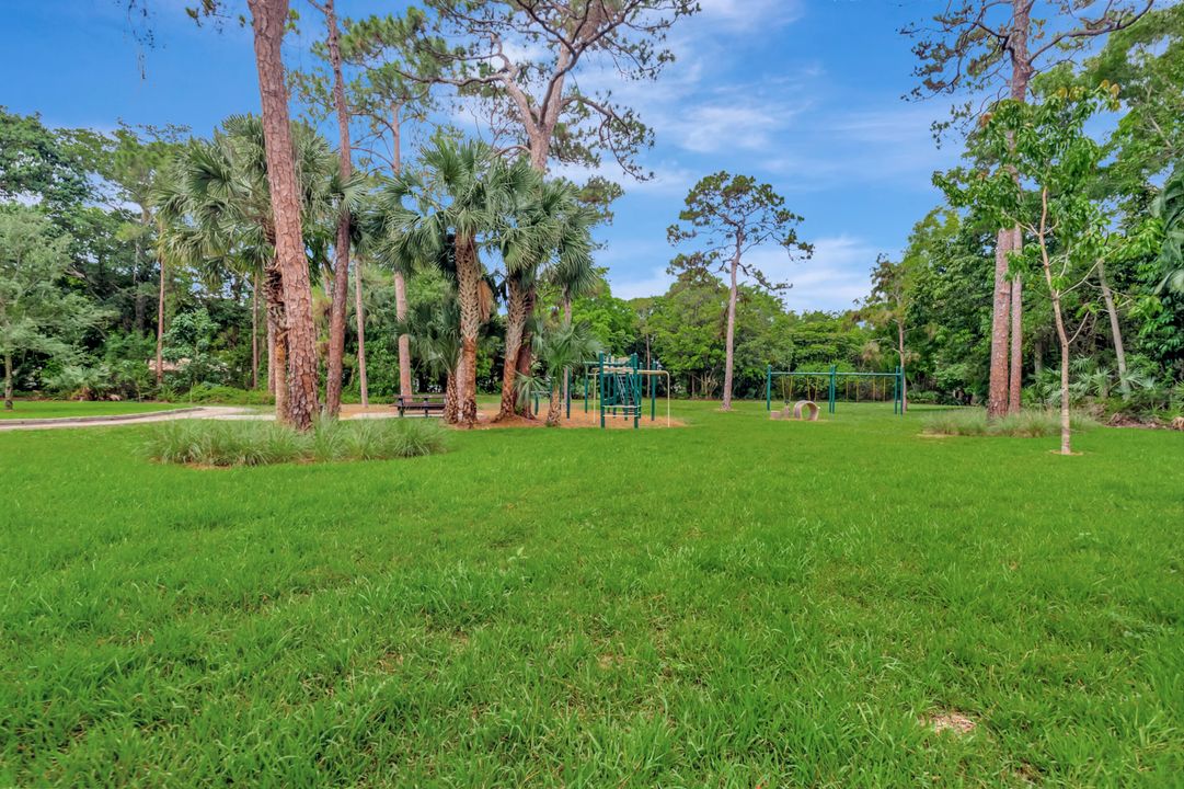 出租: $8,500 (4 贝兹, 3 浴室, 3023 平方英尺)