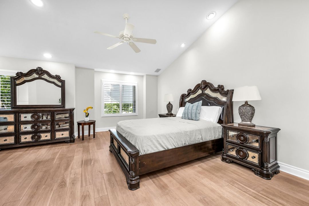 На продажу: $2,075,000 (2 спален, 2 ванн, 2307 Квадратных фут)