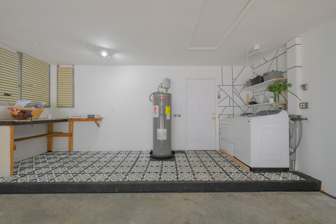 For Sale: $374,900 (3 beds, 2 baths, 1412 Square Feet)