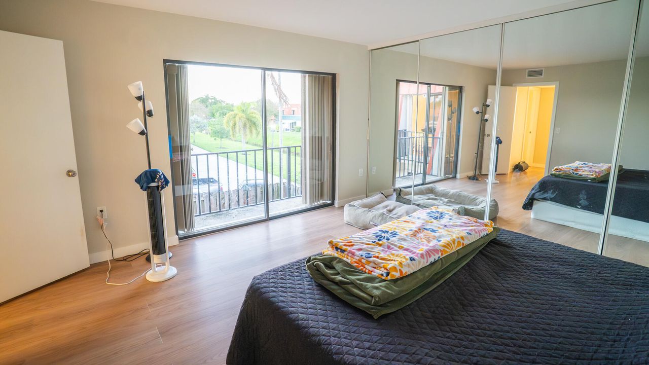 Activo con contrato: $2,650 (2 camas, 2 baños, 1184 Pies cuadrados)