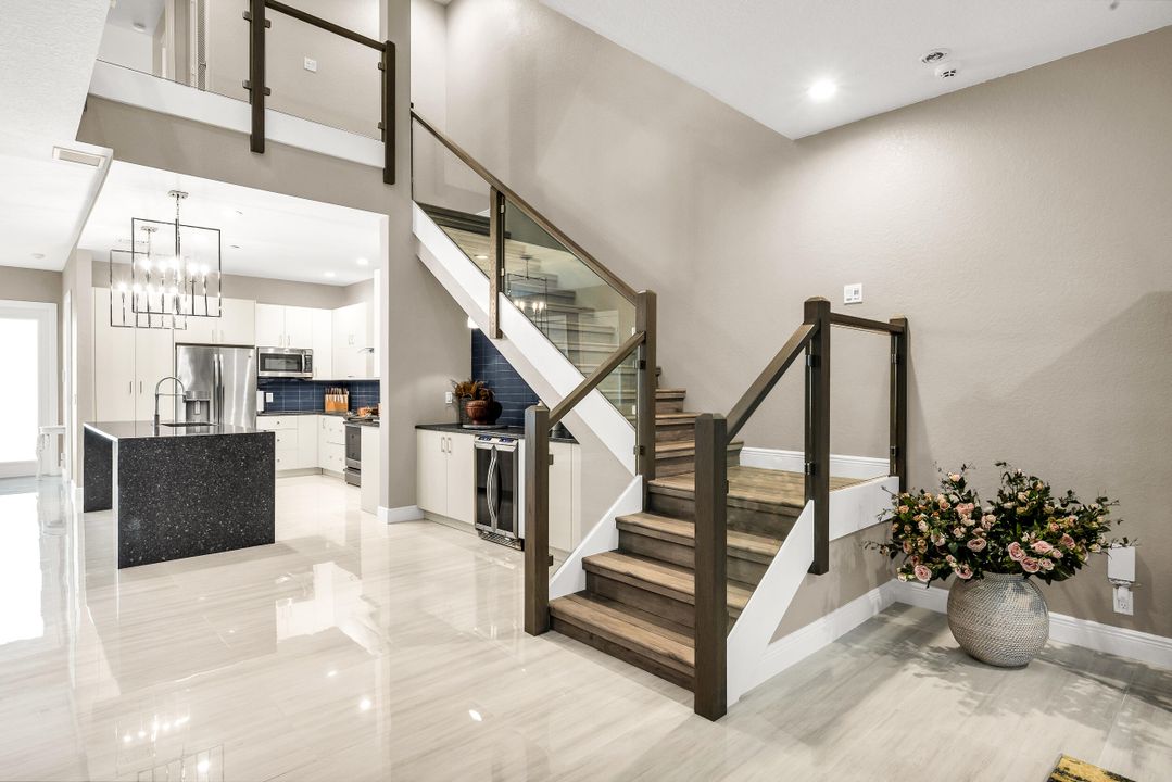 На продажу: $2,150,000 (3 спален, 2 ванн, 2317 Квадратных фут)