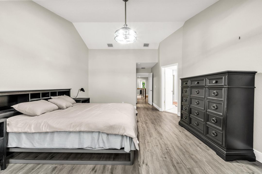 На продажу: $2,150,000 (3 спален, 2 ванн, 2317 Квадратных фут)