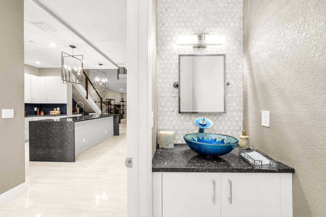 На продажу: $2,150,000 (3 спален, 2 ванн, 2317 Квадратных фут)