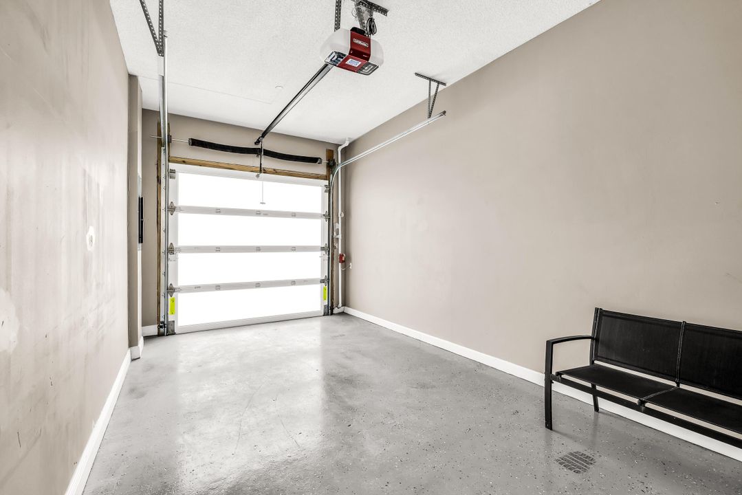 На продажу: $2,150,000 (3 спален, 2 ванн, 2317 Квадратных фут)