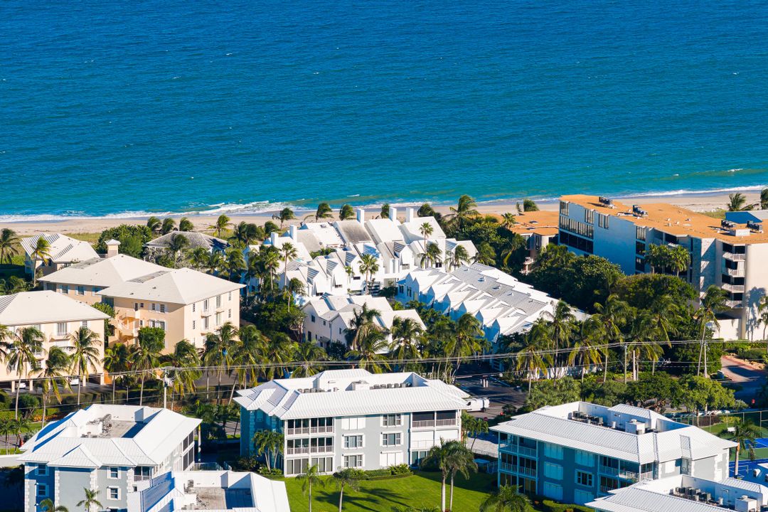 На продажу: $2,150,000 (3 спален, 2 ванн, 2317 Квадратных фут)