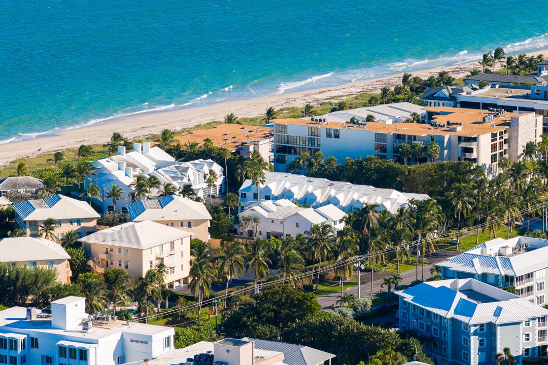 На продажу: $2,150,000 (3 спален, 2 ванн, 2317 Квадратных фут)