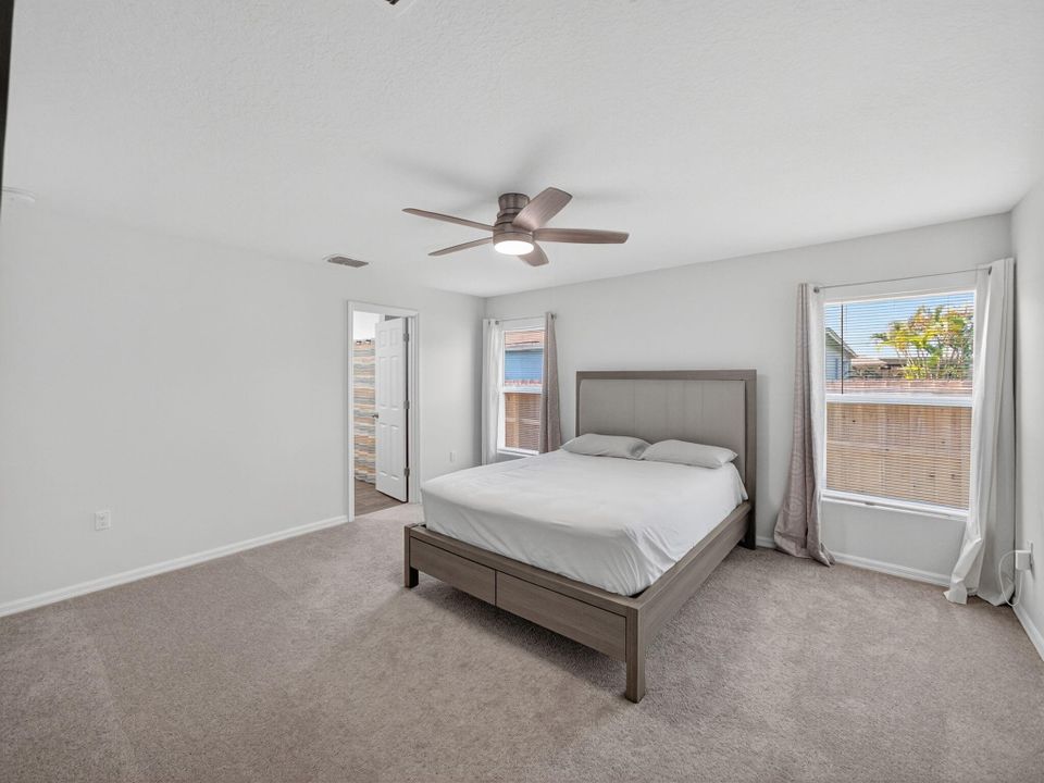 Active With Contract: $420,000 (4 beds, 2 baths, 1806 Square Feet)