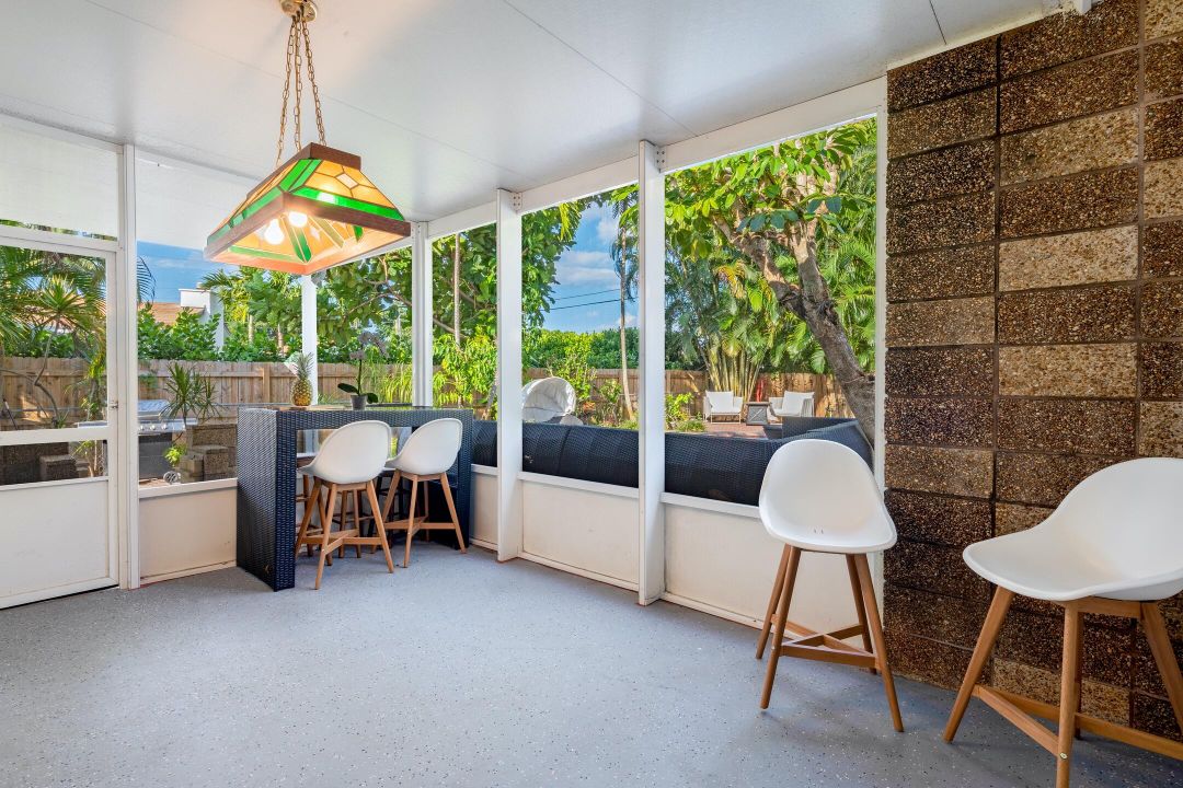 For Sale: $889,900 (6 beds, 3 baths, 2255 Square Feet)