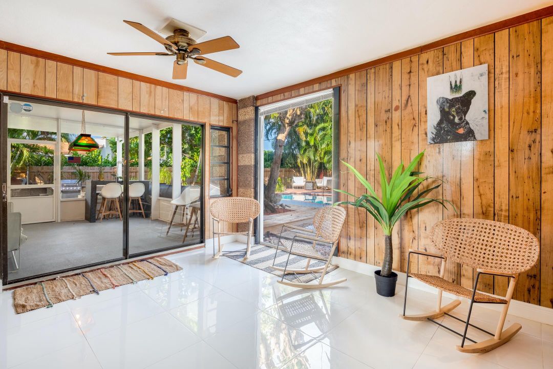 For Sale: $889,900 (6 beds, 3 baths, 2255 Square Feet)