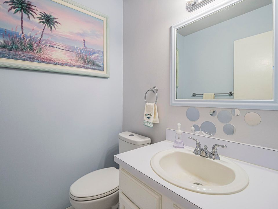 На продажу: $110,000 (1 спален, 1 ванн, 750 Квадратных фут)