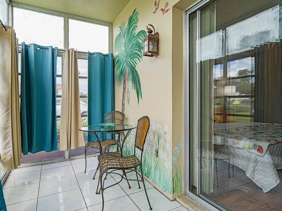 На продажу: $110,000 (1 спален, 1 ванн, 750 Квадратных фут)