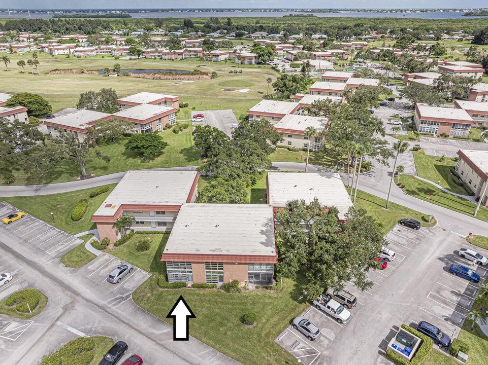 На продажу: $110,000 (1 спален, 1 ванн, 750 Квадратных фут)