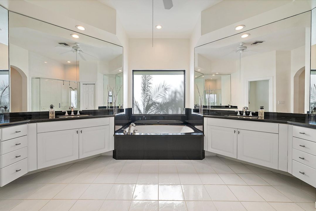 待售: $1,790,000 (4 贝兹, 3 浴室, 3242 平方英尺)