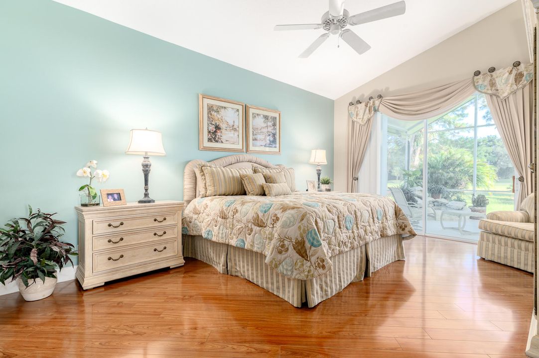 合同活跃: $499,900 (3 贝兹, 2 浴室, 1986 平方英尺)