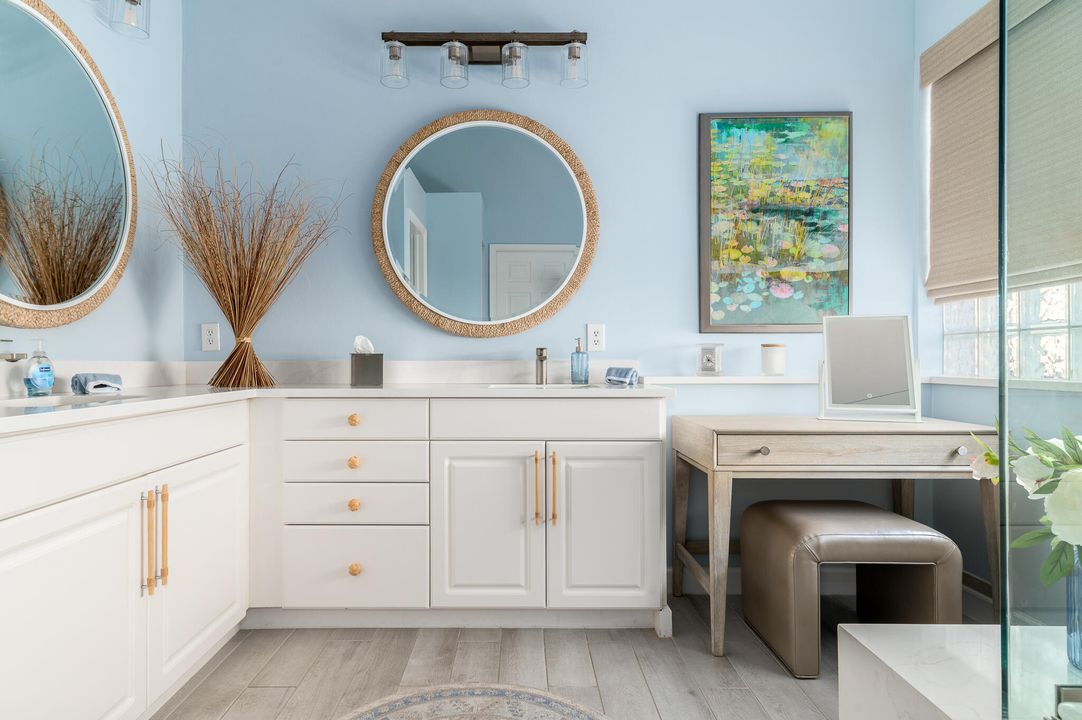 合同活跃: $499,900 (3 贝兹, 2 浴室, 1986 平方英尺)