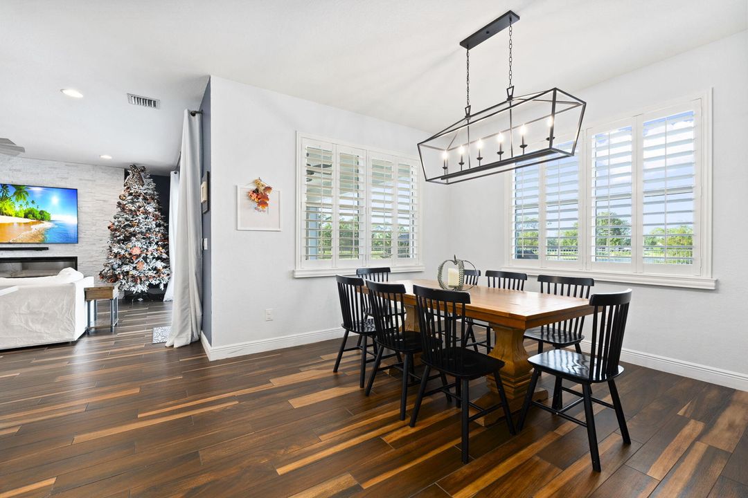 For Sale: $1,249,000 (5 beds, 2 baths, 3271 Square Feet)