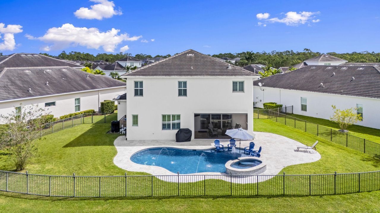 For Sale: $1,249,000 (5 beds, 2 baths, 3271 Square Feet)