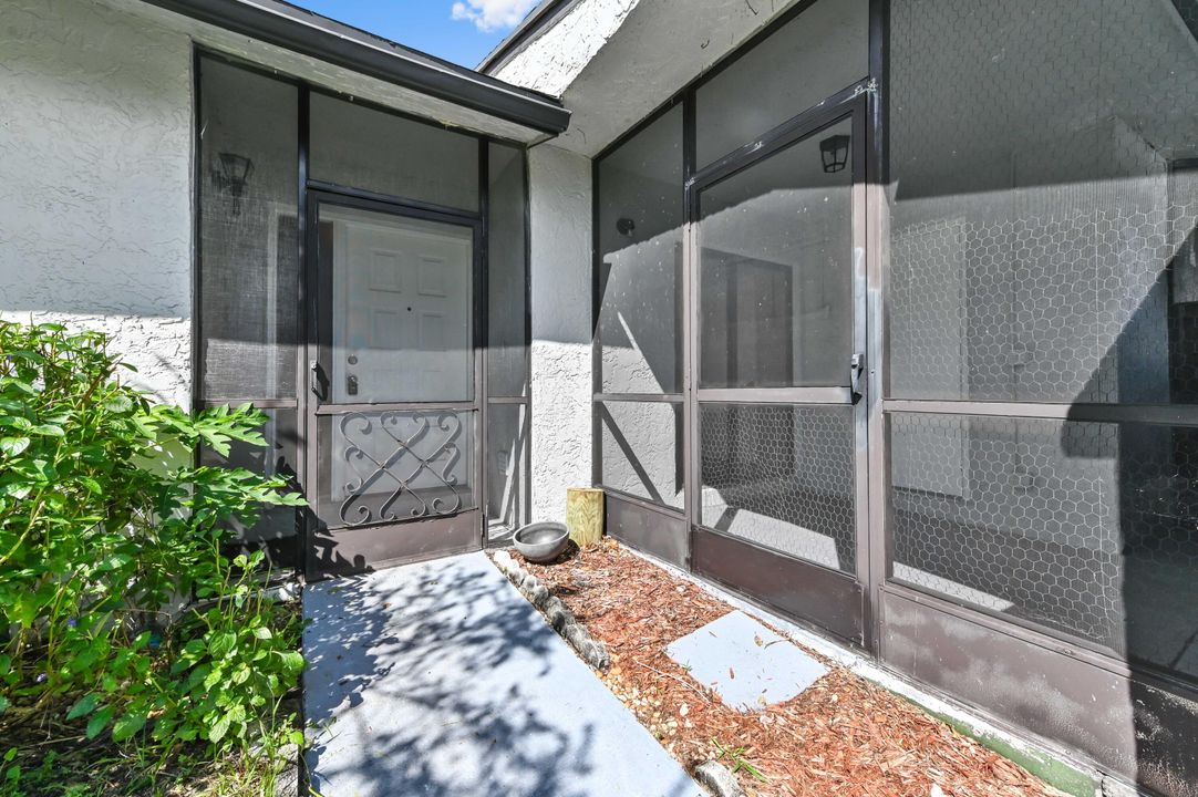 На продажу: $310,000 (2 спален, 2 ванн, 1438 Квадратных фут)