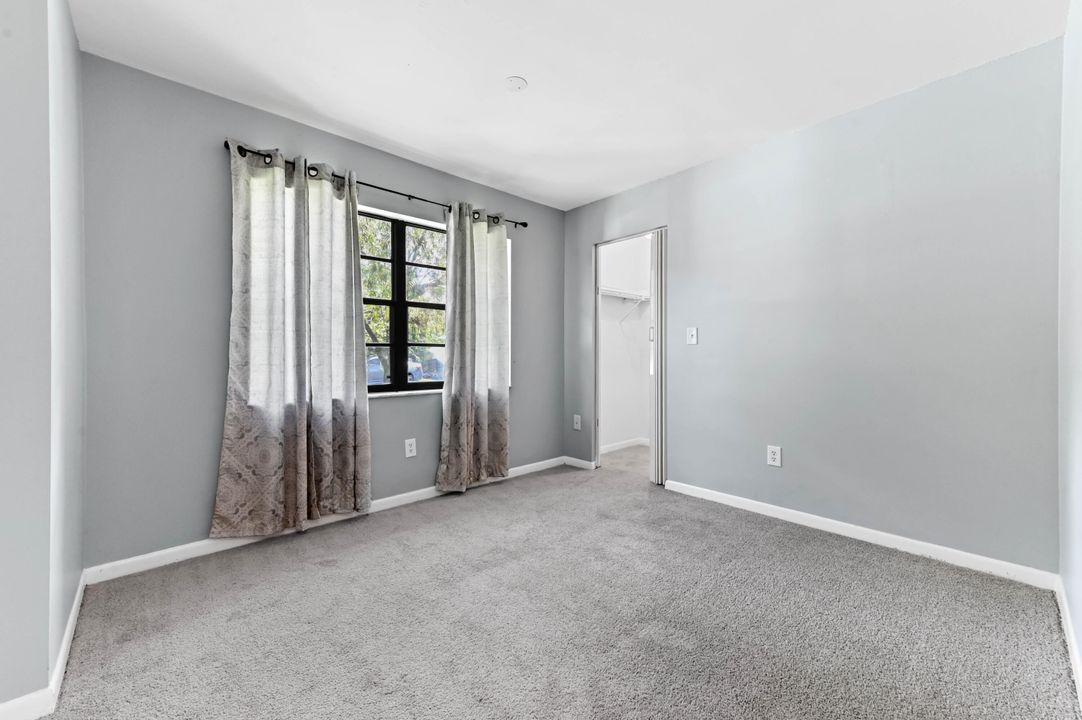 На продажу: $310,000 (2 спален, 2 ванн, 1438 Квадратных фут)