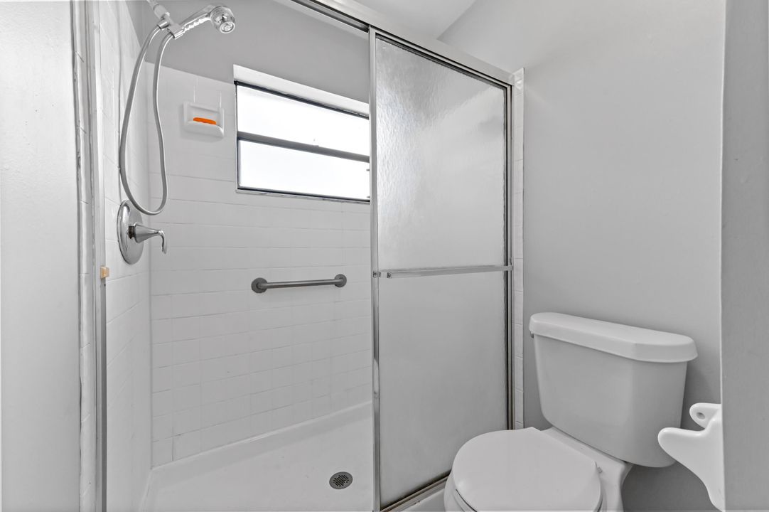 На продажу: $310,000 (2 спален, 2 ванн, 1438 Квадратных фут)