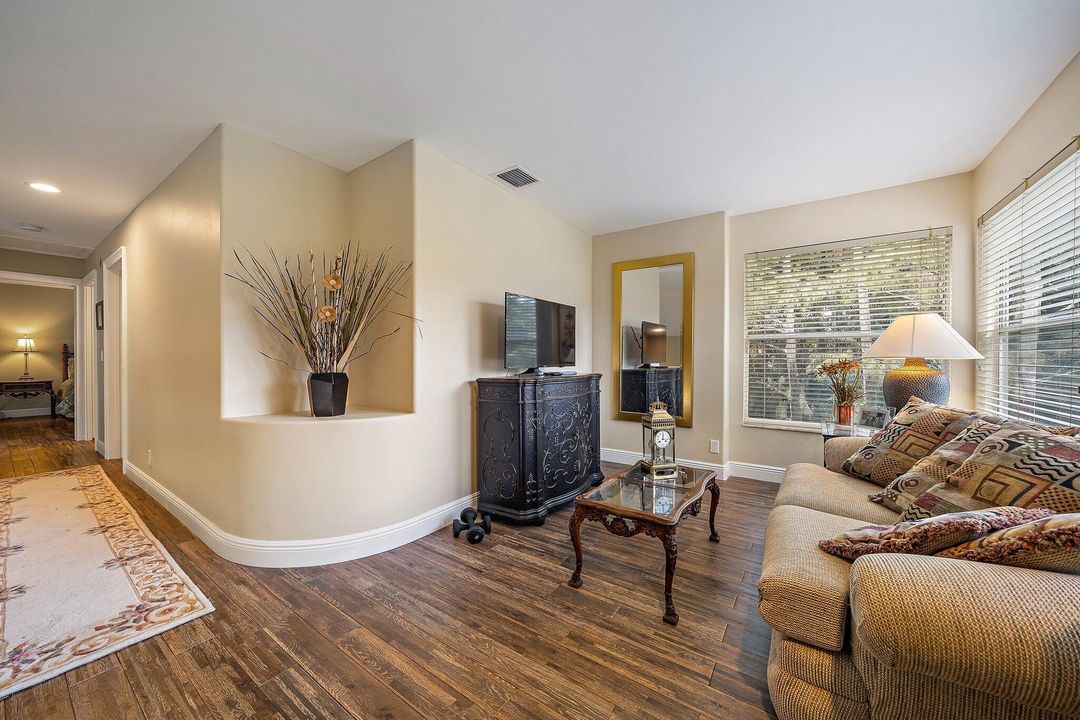 For Rent: $7,500 (3 beds, 3 baths, 2732 Square Feet)