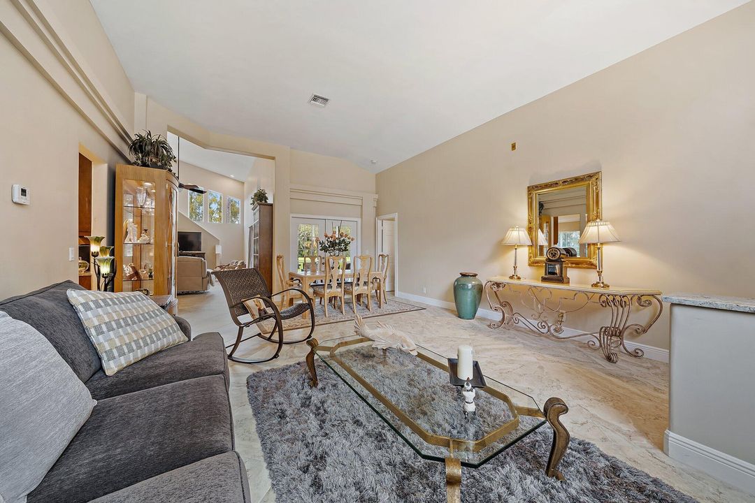 For Rent: $7,500 (3 beds, 3 baths, 2732 Square Feet)