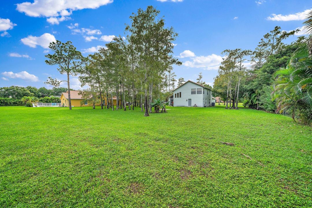 For Rent: $7,500 (3 beds, 3 baths, 2732 Square Feet)