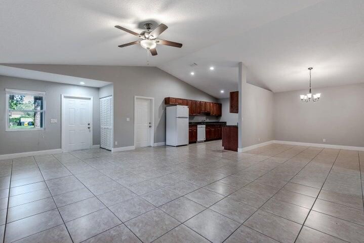 For Sale: $898,000 (0 beds, 0 baths, 4000 Square Feet)