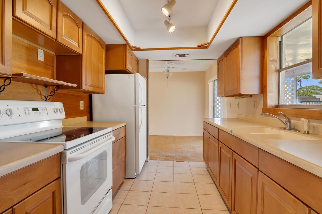 En Venta: $275,000 (2 camas, 2 baños, 999 Pies cuadrados)