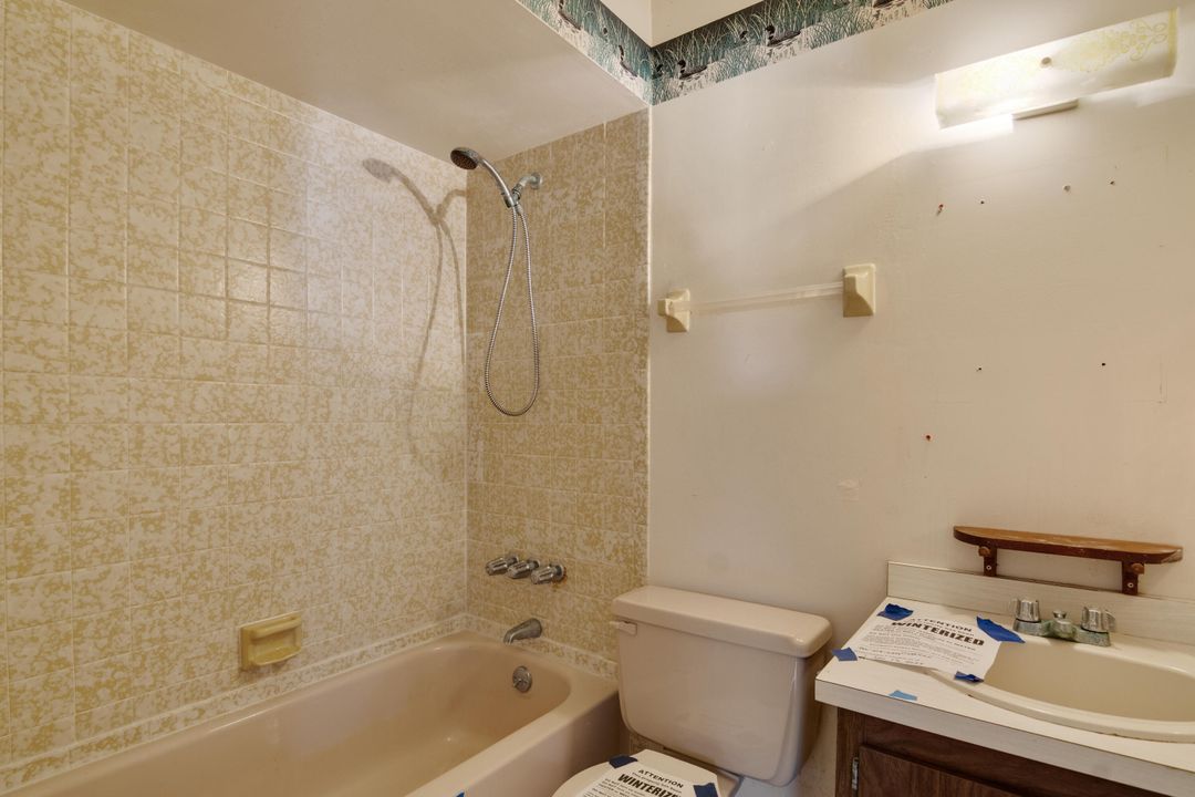 En Venta: $275,000 (2 camas, 2 baños, 999 Pies cuadrados)