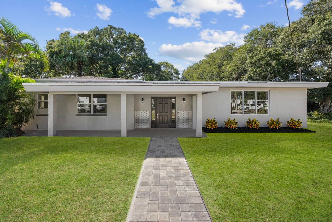 En Venta: $325,000 (3 camas, 2 baños, 1664 Pies cuadrados)