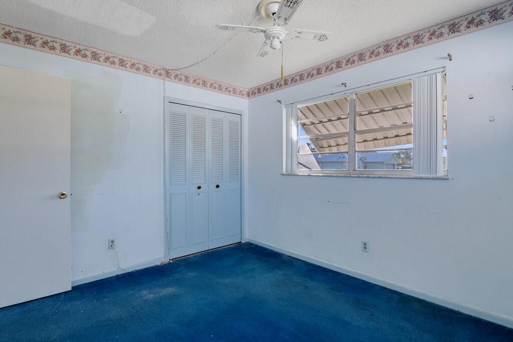 En Venta: $275,000 (2 camas, 2 baños, 999 Pies cuadrados)