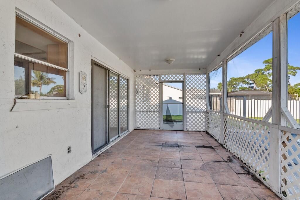 En Venta: $275,000 (2 camas, 2 baños, 999 Pies cuadrados)