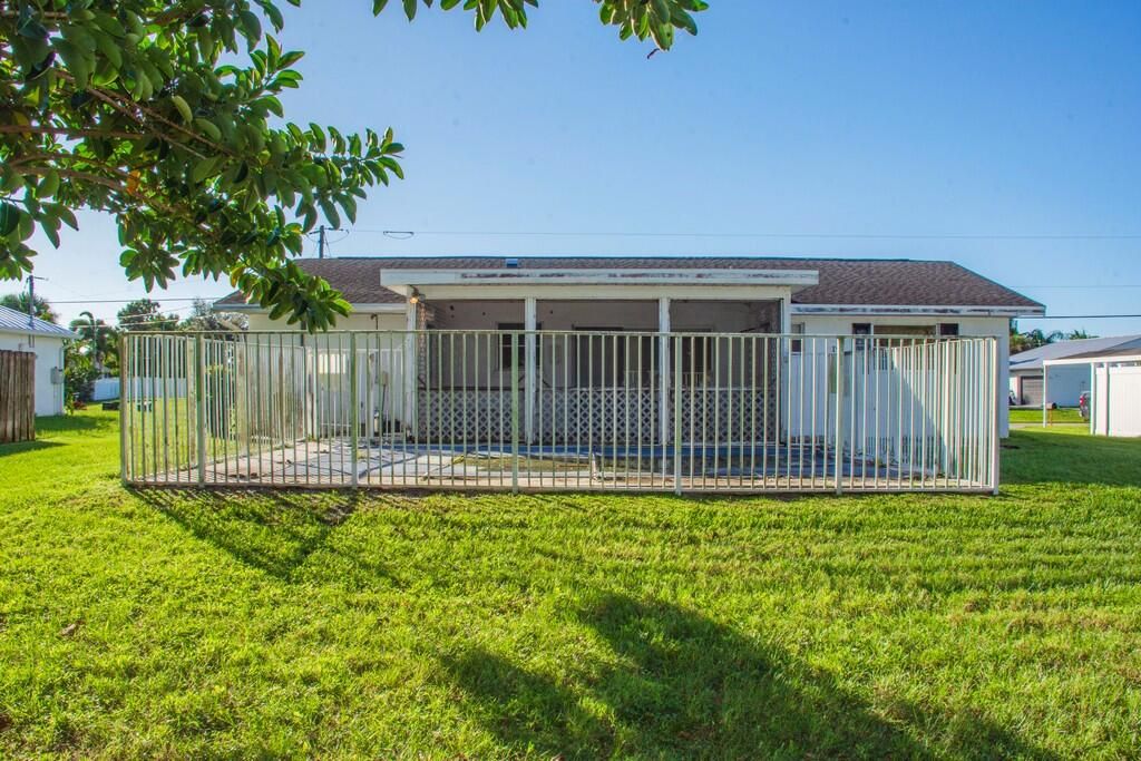 En Venta: $275,000 (2 camas, 2 baños, 999 Pies cuadrados)