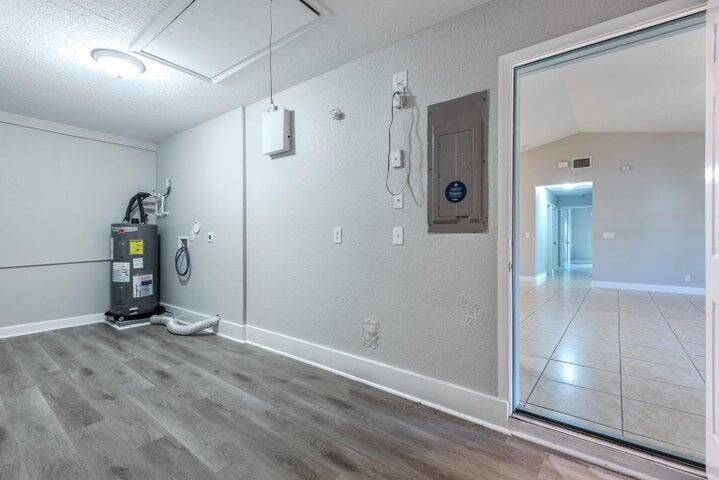 For Sale: $898,000 (0 beds, 0 baths, 4000 Square Feet)